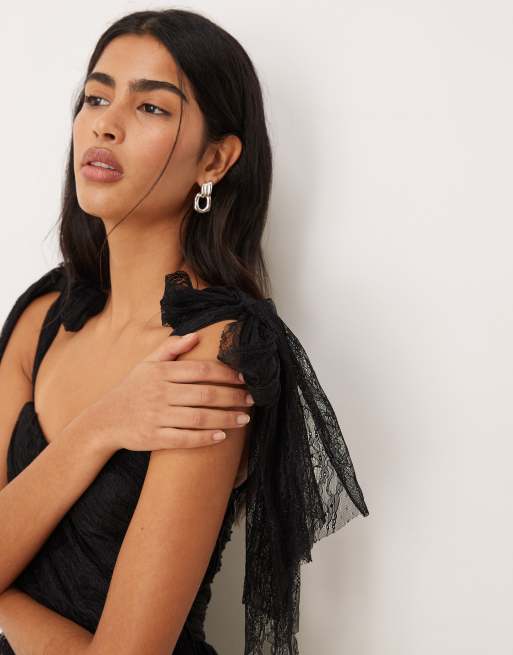 Lace & Beads - Vestito lungo a balze nero in pizzo con fiocchi sulle spalle, 3 di 4