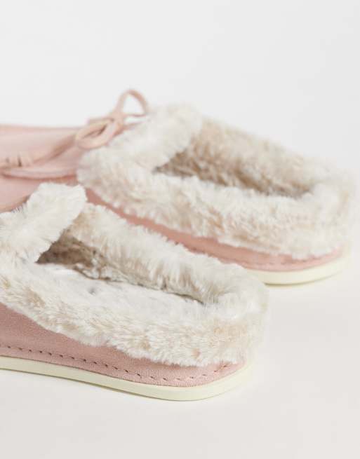 Lacoste aubrey mule fleece lined suede slipper in pink, 4 of 4