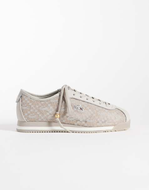 Lacoste club-low lace trainer in taupe - view 1