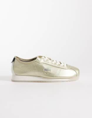Lacoste - Club-Low - Sneaker in Gold mit Metallic-Logo-Goldfarben