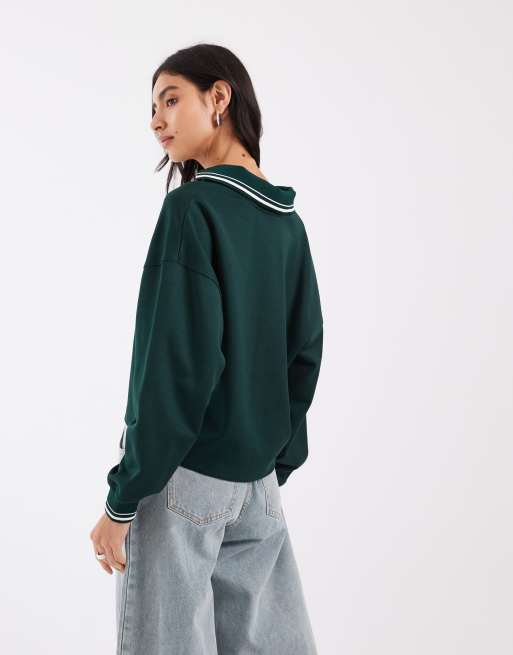 Lacoste contrast trim co-ord embroidered accent polo shirt in dark green, 3 of 4