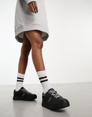 Lacoste court trainers in black - ASOS Price Checker