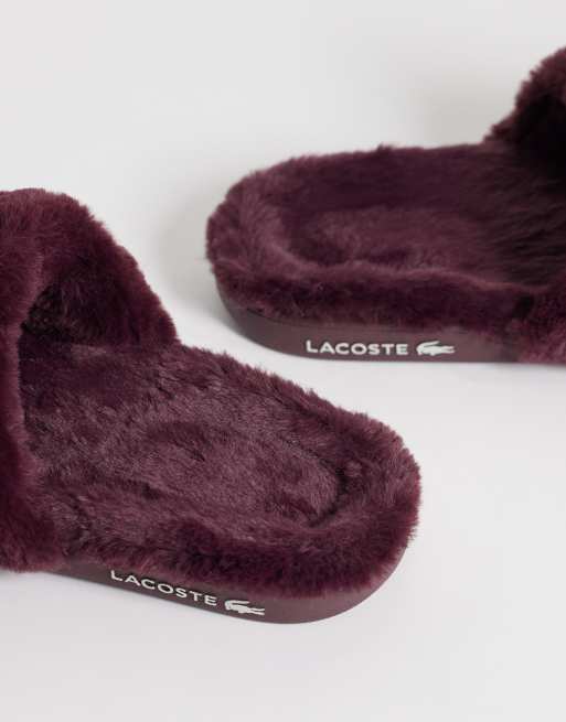 Lacoste crocodile logo slide fleece slippers in burgundy and pink, 4 of 4