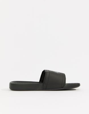 lacoste fraisier croc sliders in black