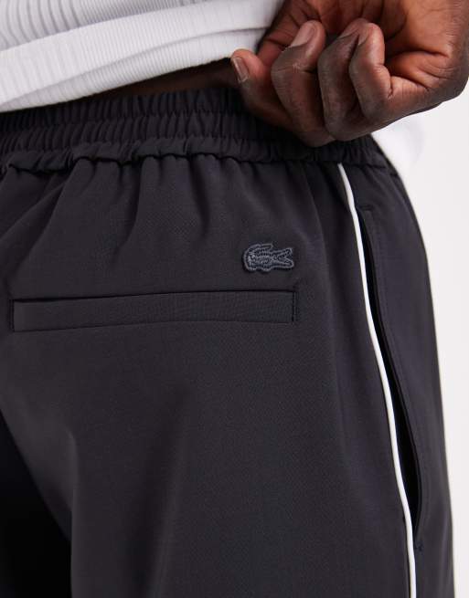 Lacoste - Grå shorts med kontrastkanter, 2 af 5
