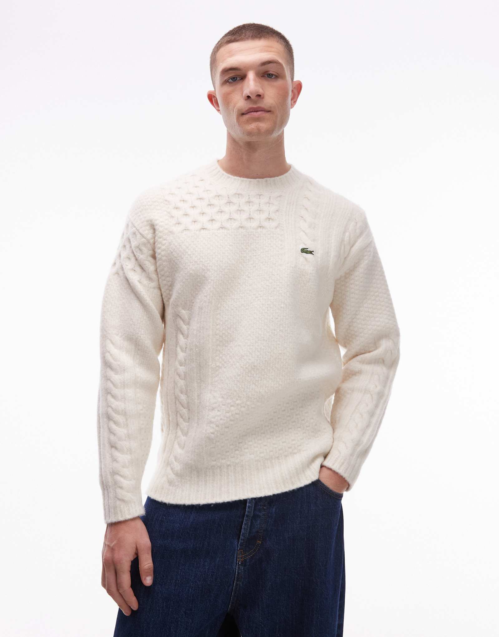 Свитер плотной вязки Lacoste кремового цвета