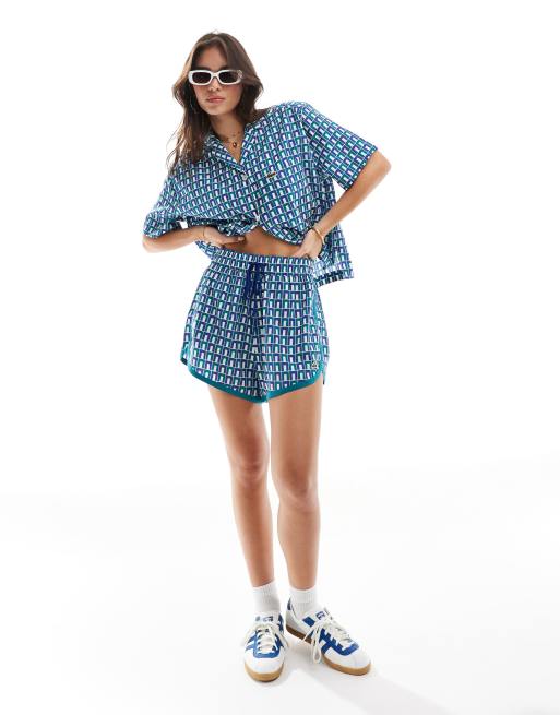 Lacoste – Holiday – Szorty w geometryczny wzór
