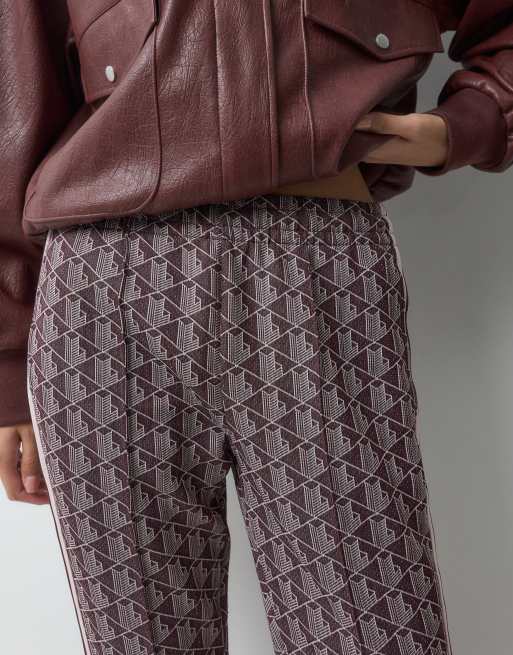 Lacoste jaquard monogram co-ord sweatpants in burgundy , 3 of 5