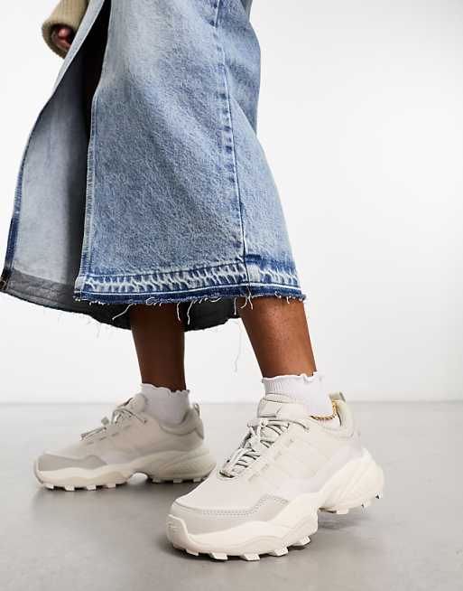 Lacoste L-Guard Breaker CT 2231 sneakers in off white | ASOS Lacoste L-Guard Breaker CT 2231 sneakers in off white | ASOS
