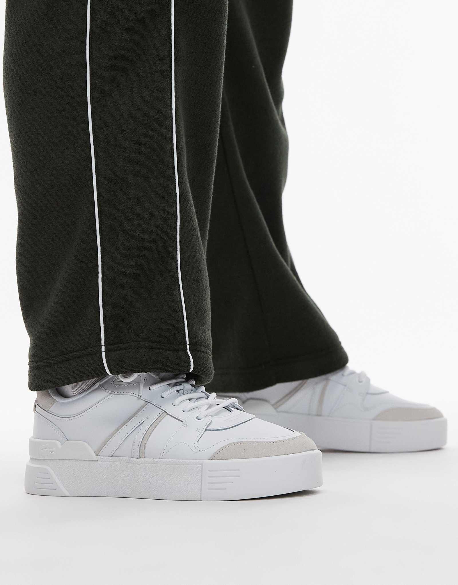 Кроссовки Lacoste L002 EVO белого цвета