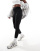 Thumbnail 3 van 5
