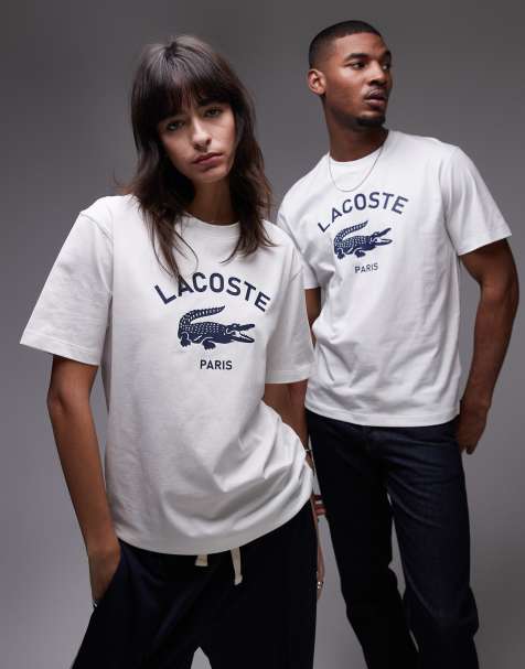 Lacoste – Locker geschnittenes Unisex-T-Shirt in Weiß mit Logoprint vorn - view 1