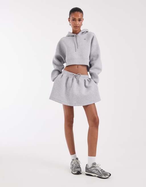 Lacoste logo cropped hoodie in grey, 2 of 4