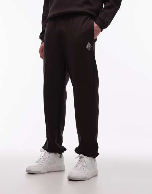 Lacoste logo sweatpants in brown, 2 of 5