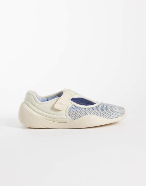 Lacoste Low Mystere logo ballet trainers in off white - view 1