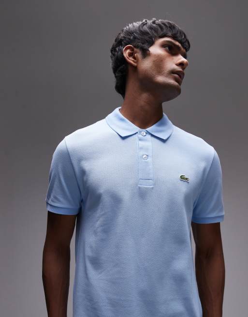 Lacoste - Lyseblå piqué-polo i smal pasform med logo