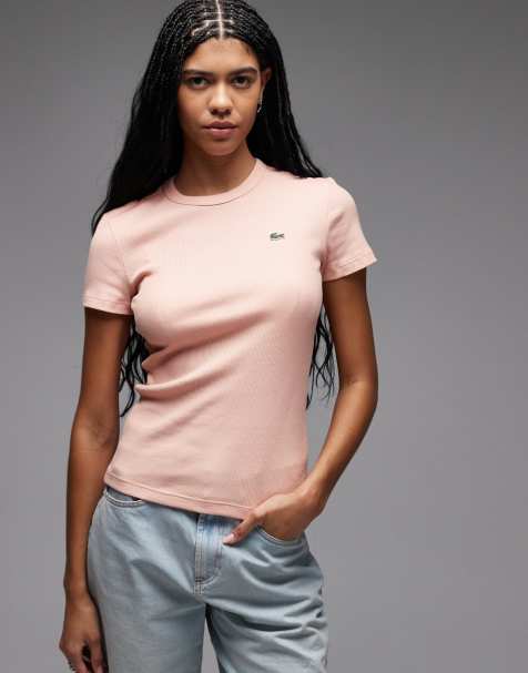 Lacoste – Rosa, ribbad t-shirt med smal passform - view 1