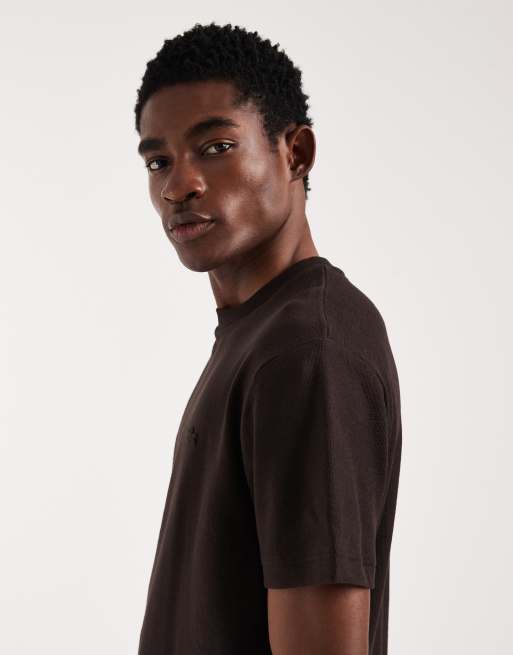 Lacoste - Ruimvallend T-shirt met ton-sur-ton logo in bruin, 4 van 5