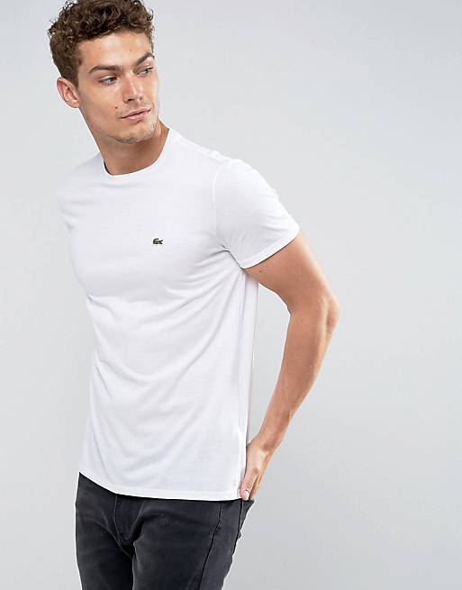 Lacoste – Schlichtes Logo-T-Shirt mit Rundhalsausschnitt in Weiß | ASOS