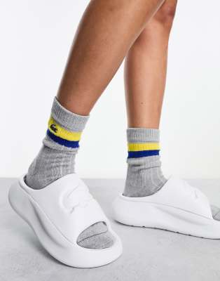 Lacoste Serve 3.0 Xl Sliders In White - ASOS Price Checker
