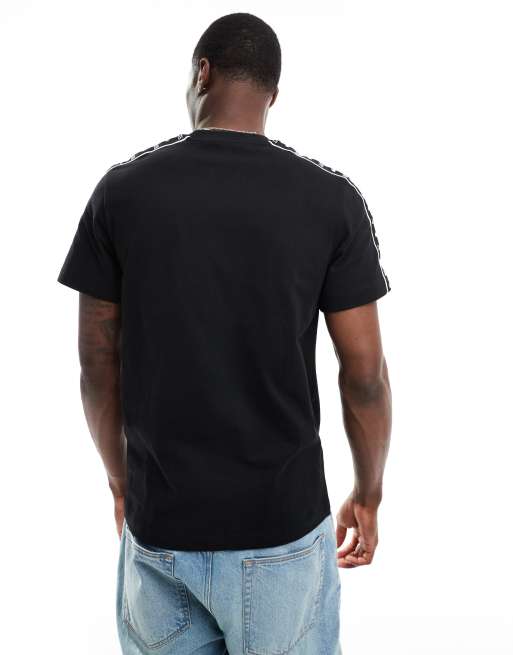 Lacoste – Svart, kortärmad t-shirt med revärer, 4 av 4