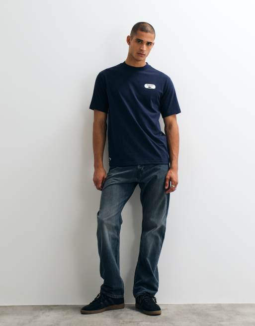 Lacoste t-shirt bleu marine avec badge heritage et motif au dos, 2 de 5