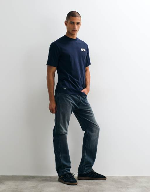 Lacoste t-shirt bleu marine avec badge heritage et motif au dos, 4 de 5