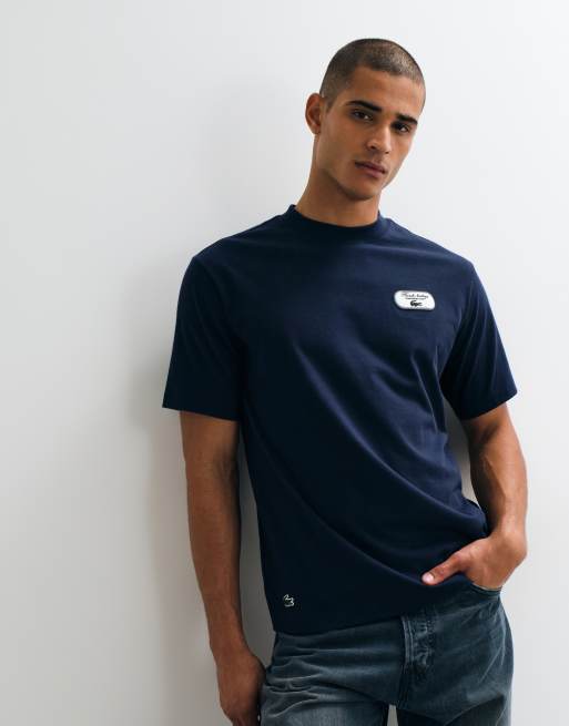 Lacoste t-shirt bleu marine avec badge heritage et motif au dos, 5 de 5
