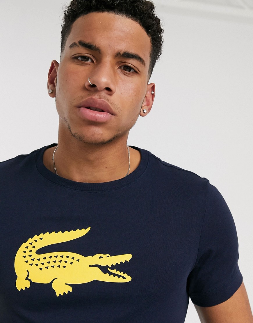 Lacoste - T-shirt con logo a coccodrillo grande sul petto blu navy