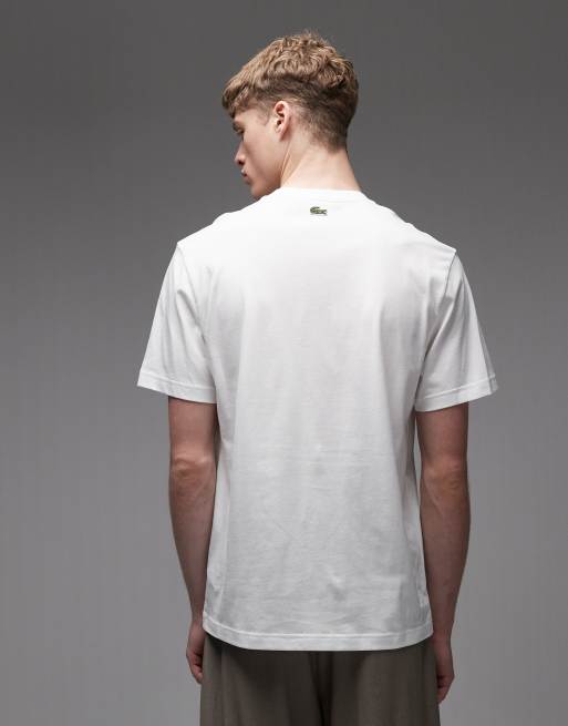 Lacoste – T-Shirt in Weiß mit kleinem Grafik-Logo, 3 von 5
