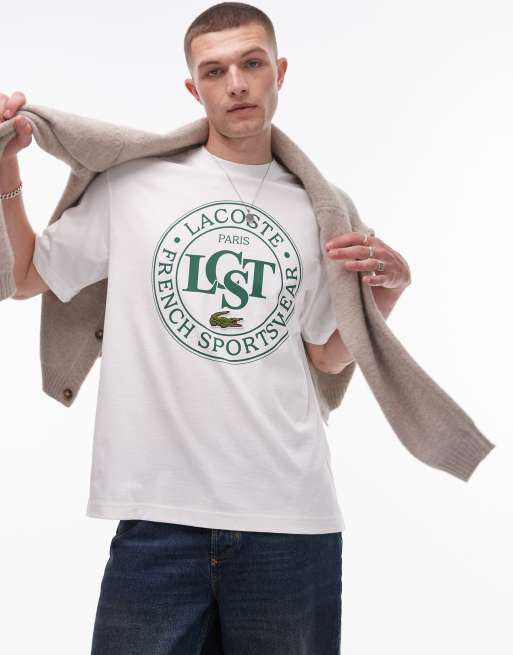 Lacoste - T-shirt met geschreven logo op de voorkant in wit 