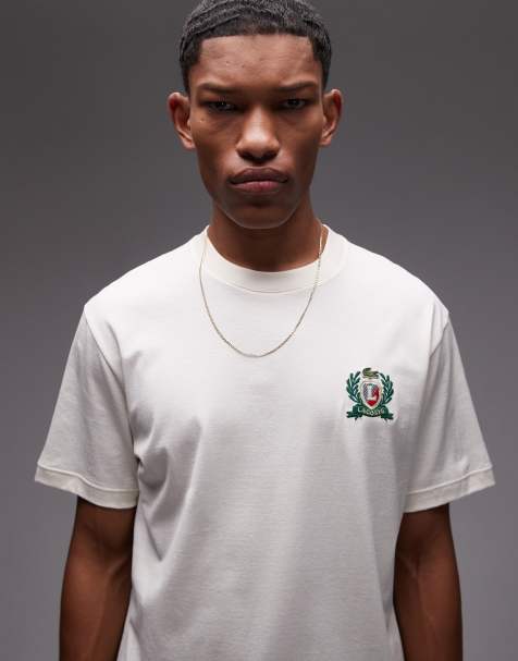 Lacoste t-shirt in off white with emblem embroidery