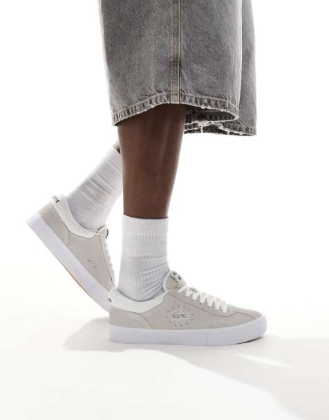 Lacoste – Trackserve 223 1 SMA – Beige sneakers - view 1