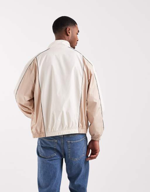 Lacoste – Trainingsjacke mit Blockfarbendesign in Weiß und Beige, 5 von 5