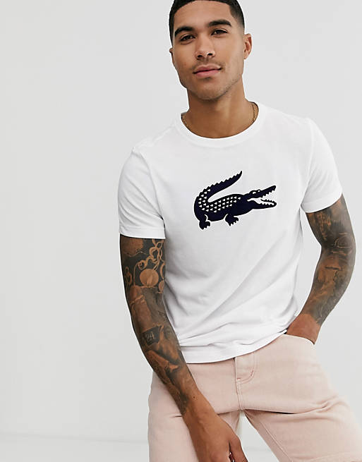 Lacoste – Weißes T-Shirt mit großem Krokodil-Logo auf der Brust | ASOS