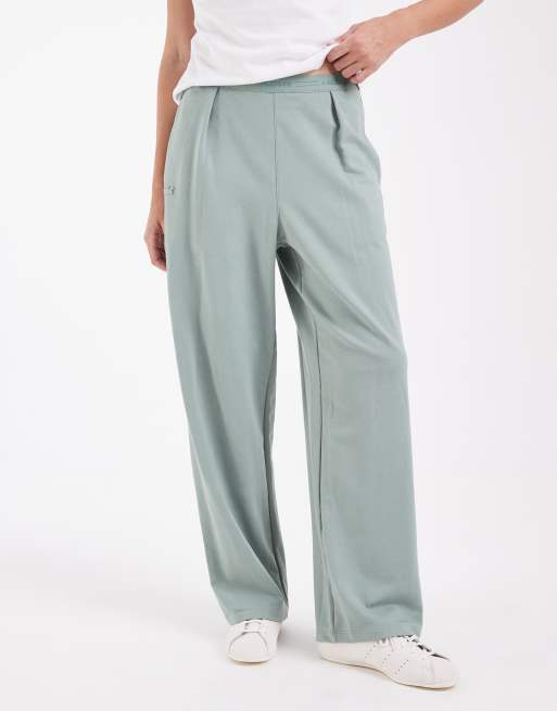 Lacoste wide leg lounge pants in sage , 3 of 5