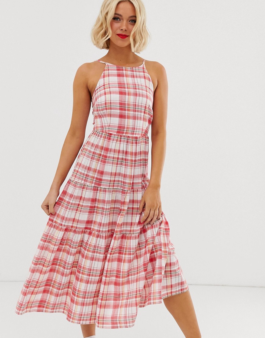 Lagdelt kjole i ternet print fra New Look-Pink