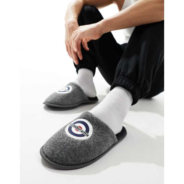 Champion men's shuffle slippers hot sale