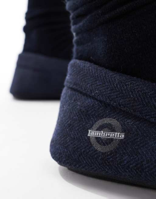 Lambretta – Mokassin-Hausschuhe in Marineblau mit Fischgrätmuster, 2 von 4