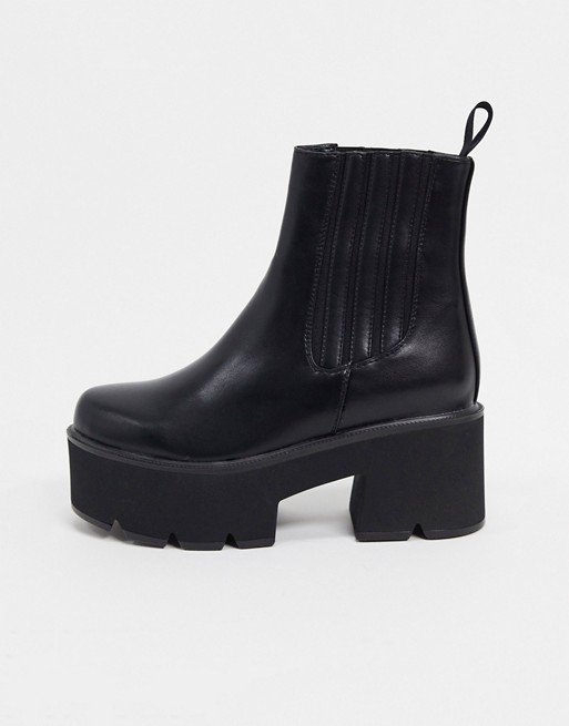 Lamoda chunky chelsea boots in black