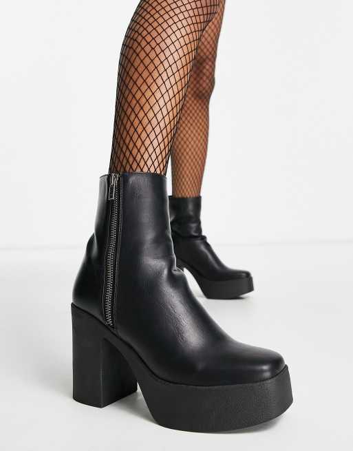Lamoda – Joven – Klobige Stiefeletten in Schwarz mit Plateausohle
