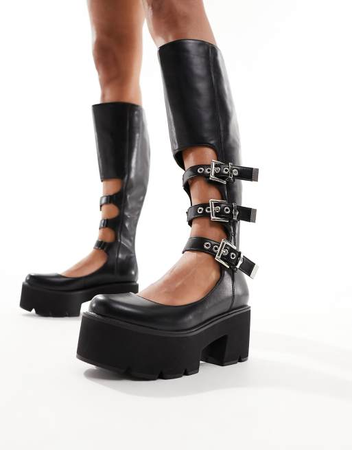 Lamoda – Lift Up – Klobige kniehohe Stiefel in Schwarz mit Zierausschnitten und Schnallendetail