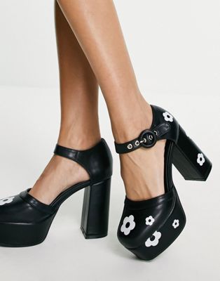 Lamoda platform heel shoe in daisy print
