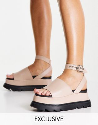 Lamoda exclusive flatform footbed sandals in cream - ASOS Price Checker