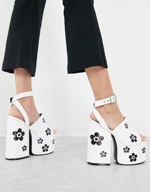 Lamoda - Sandales à plateforme et talon chunky motif pâquerettes - Blanc et noir, 4 de 4