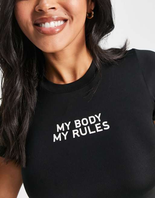 logo cropped tee black