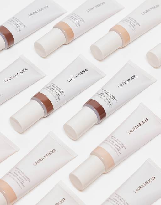 Laura Mercier Tinted Moisturiser Natural Dewy SPF 30, 3 of 4