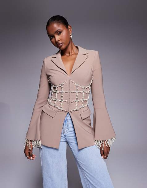 Lavish Alice - Blazer met parelversiering in champignon - view 1