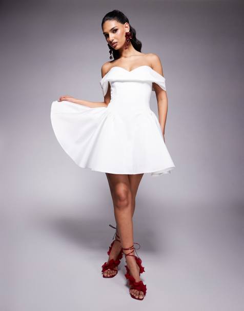 Lavish Alice - Hvid puffet offshoulder-minikjole med snører i satin - view 1