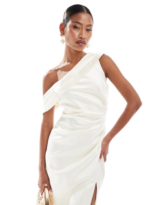Lavish Alice – Plissiertes One-Shoulder-Midikleid aus verstärktem Satin in Elfenbein, 2 von 4